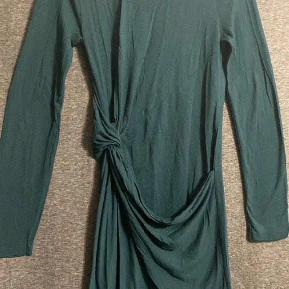 🎄ZARA GREEN KNOTTED CASUAL DRESS🎄 - Picture 4 of 7
